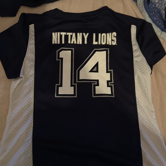 Lots of 2 Penn State t shirts - Picture 3 of 4